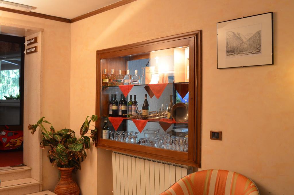 Hotel Rosa Serenella Bardonecchia Bagian luar foto