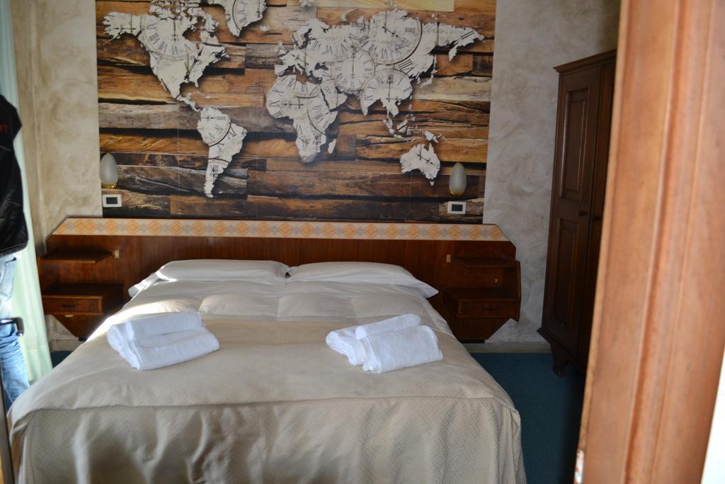 Hotel Rosa Serenella Bardonecchia Bagian luar foto
